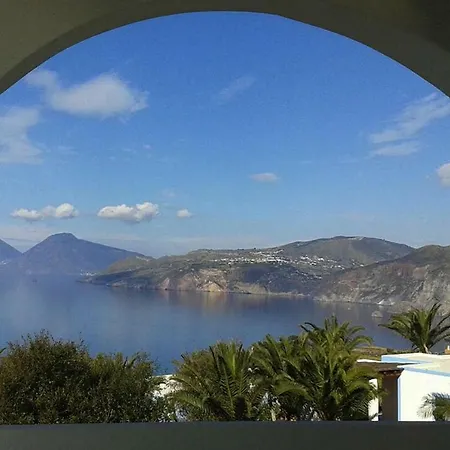 بيت للعطل Semi Detached House Vulcano Isi061001 Lya